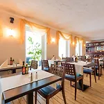 Hotel Koenigslinie 3*