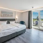Koenigslinie Hotel