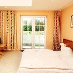 Hotel Koenigslinie 3*