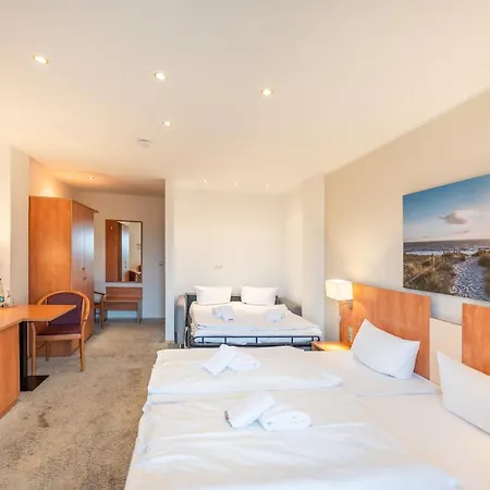 Hotel Koenigslinie 3*