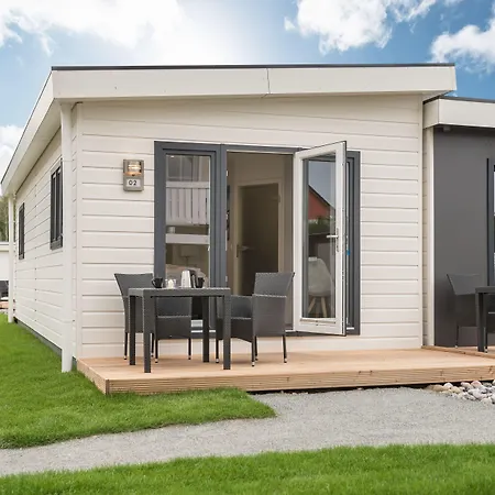 Koenigslinie فندق 3*