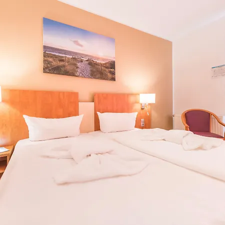 Hotel Koenigslinie 3*