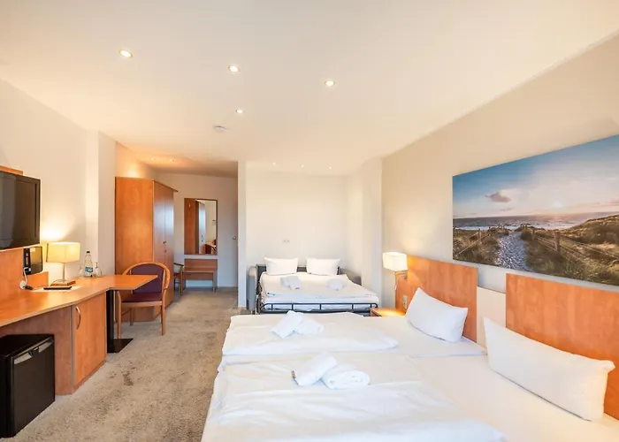 Otel Koenigslinie 3*