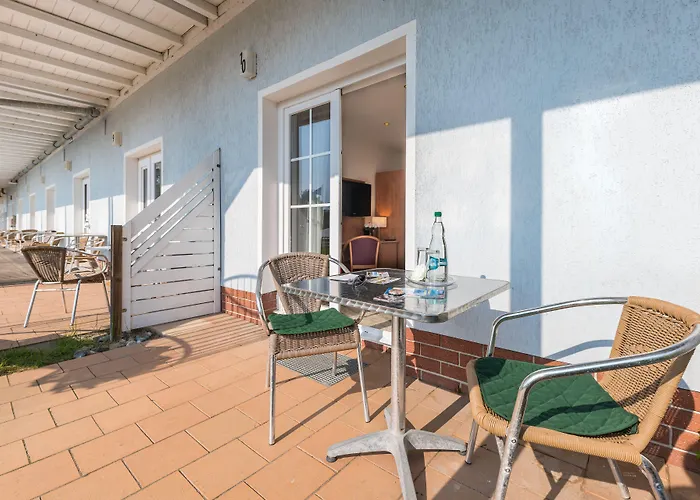 מלון Koenigslinie 3*