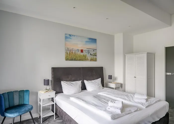 Otel Koenigslinie 3*